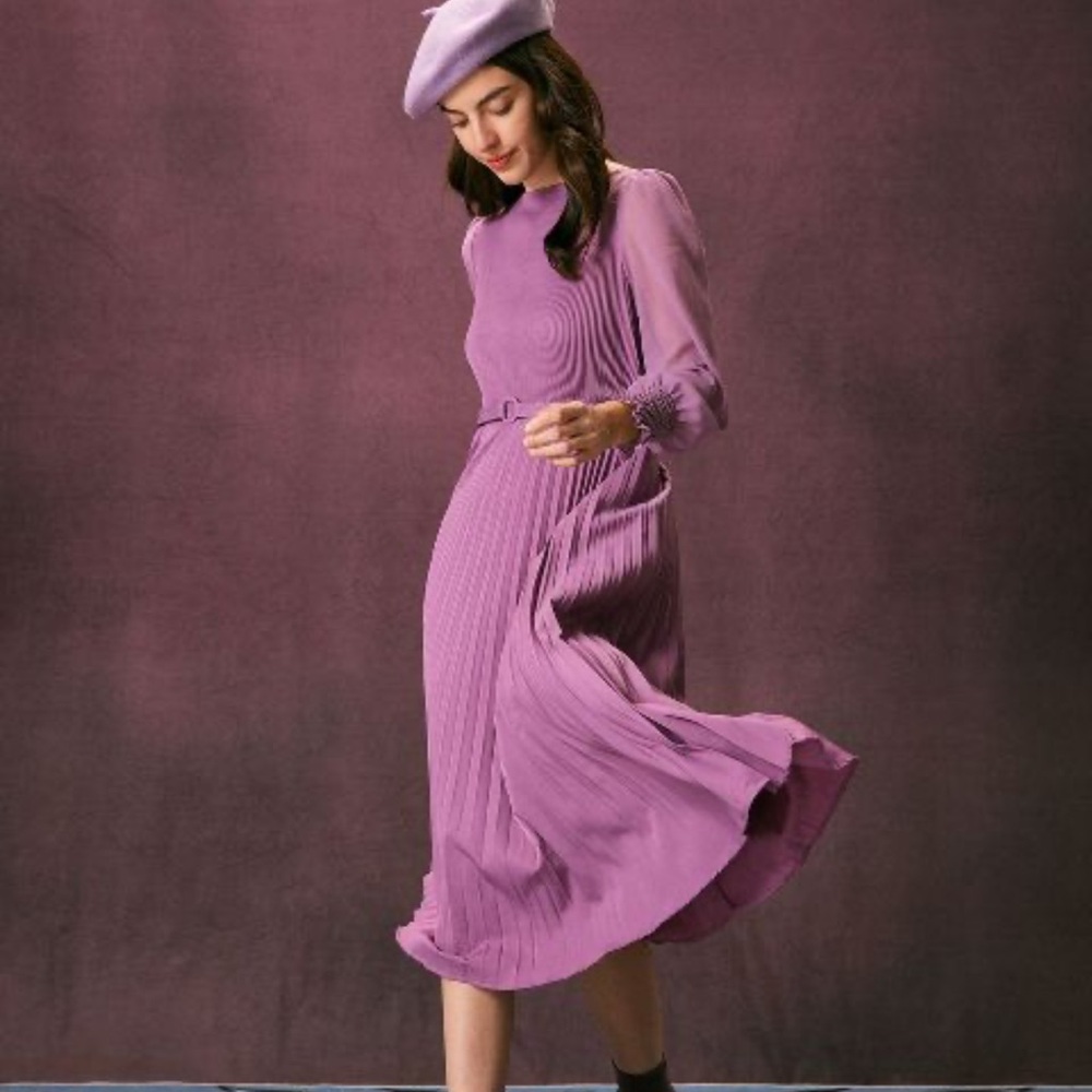 NWT Purple belt pleated round collar dress
